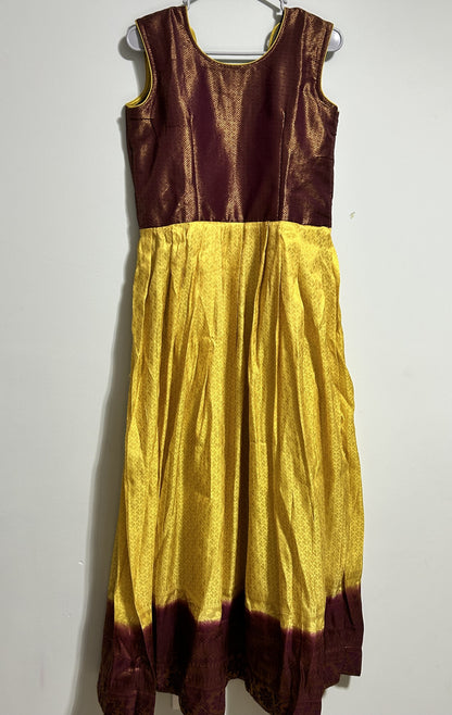 Soft silk gown (Yellow)