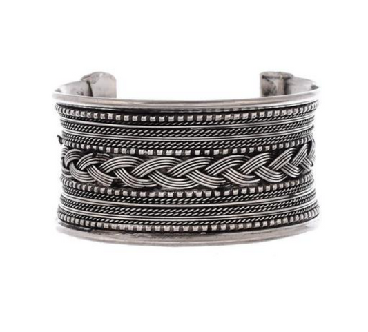 Oxidized bracelet cuff type