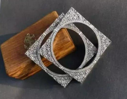 Traditional oxidized square shaped bangles set