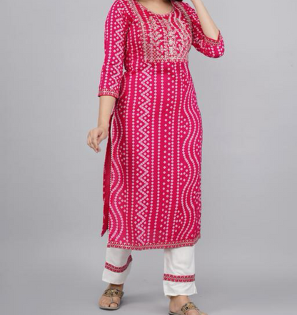 Beautiful embroidered Bandhani kurtaset (Pink)