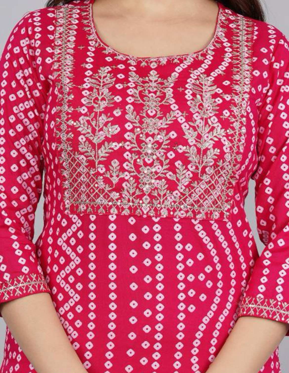 Beautiful embroidered Bandhani kurtaset (Pink)