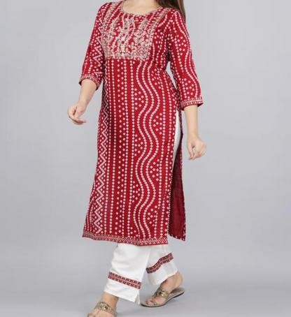 Beautiful embroidered Bandhani kurtaset (Classic Red)